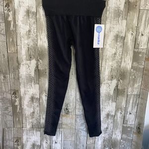 NWT Marika seamless leggings S